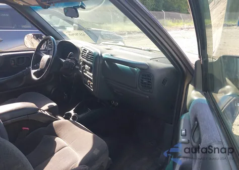 2001 Chevrolet Blazer Lt из США, поврежденный, VIN 1GNDT13W21K237259